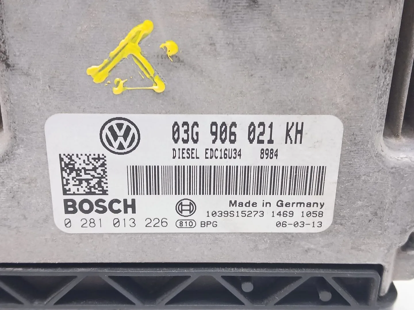 Centralita Motor Uce para Volkswagen Golf V (1K1)