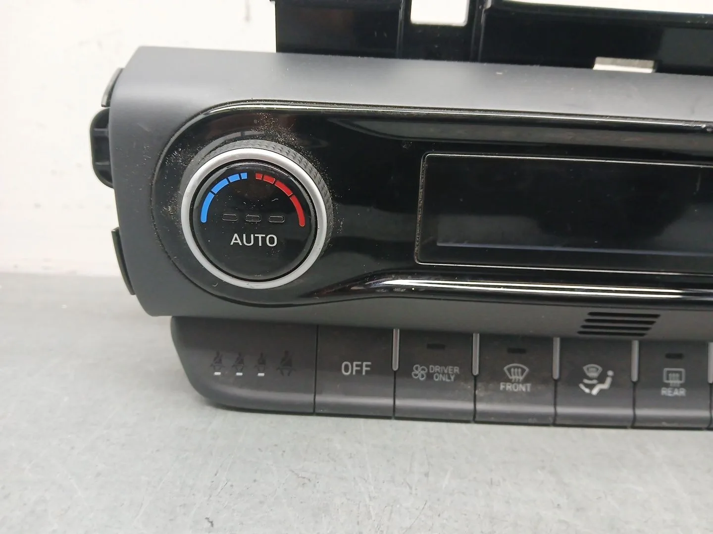 Mando Climatizador para Hyundai Kona (Os, Ose, Osi)