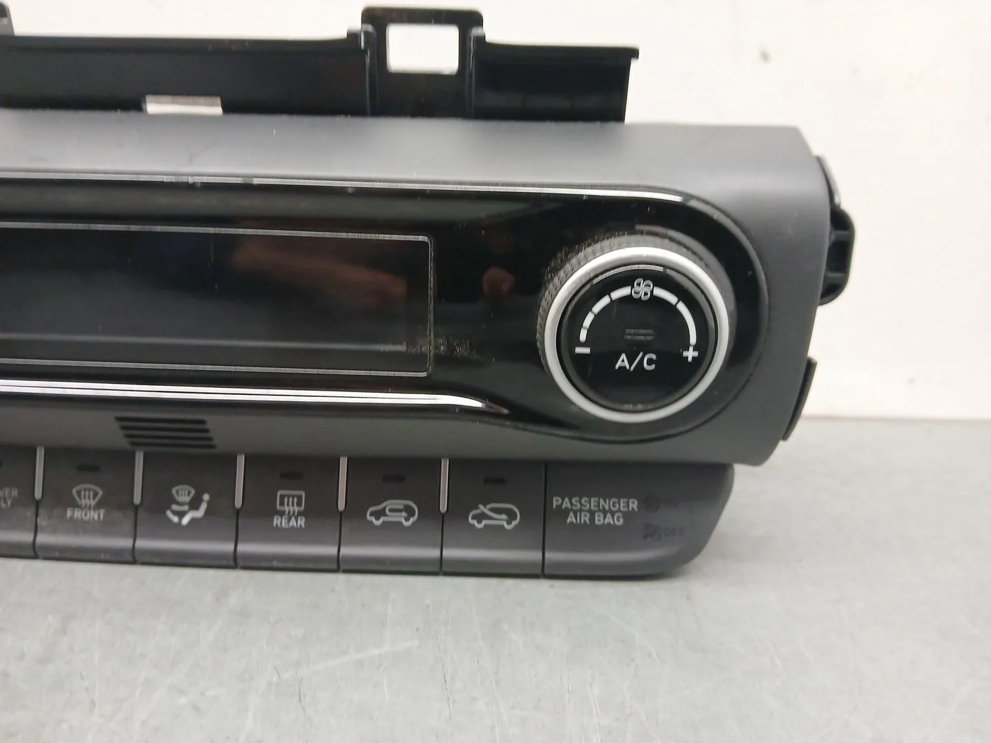 Mando Climatizador para Hyundai Kona (Os, Ose, Osi)