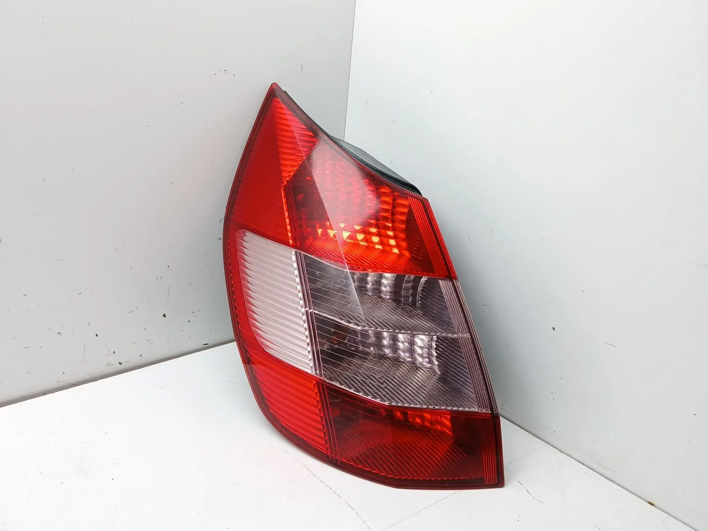 Piloto Trasero Izquierdo para Renault Scenic Ii (Jm0/1_)