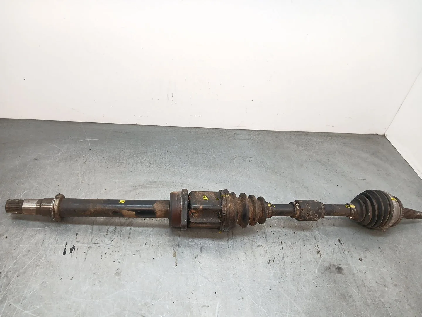 Transmision Delantera Derecha para Toyota Avensis Sedan (_T25_)
