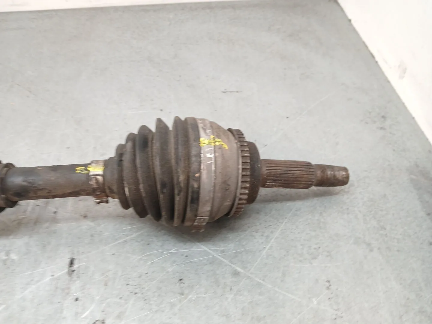 Transmision Delantera Derecha para Toyota Avensis Sedan (_T25_)