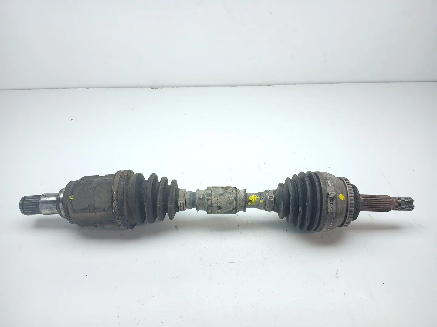Transmision Delantera Izquierda para Toyota Avensis Sedan (_T25_)