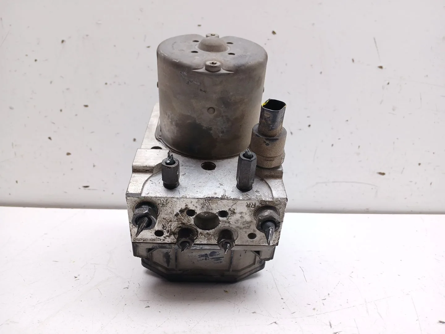 Abs para Toyota Avensis Sedan (_T25_)