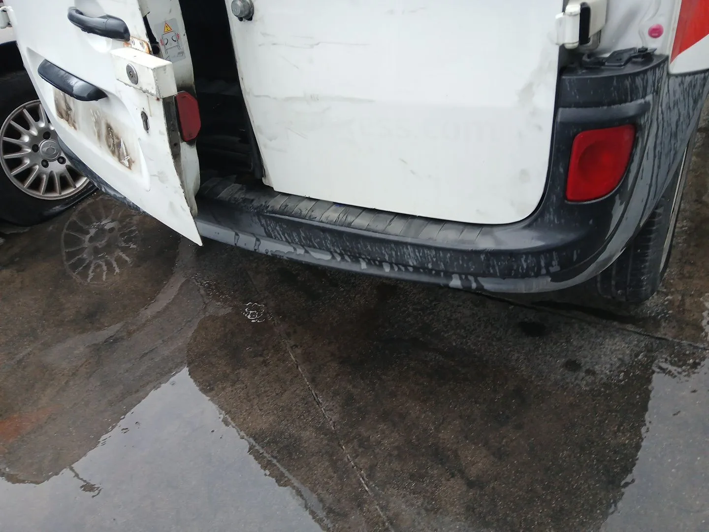 Paragolpes Trasero para Renault Kangoo Express (Fw0/1_)