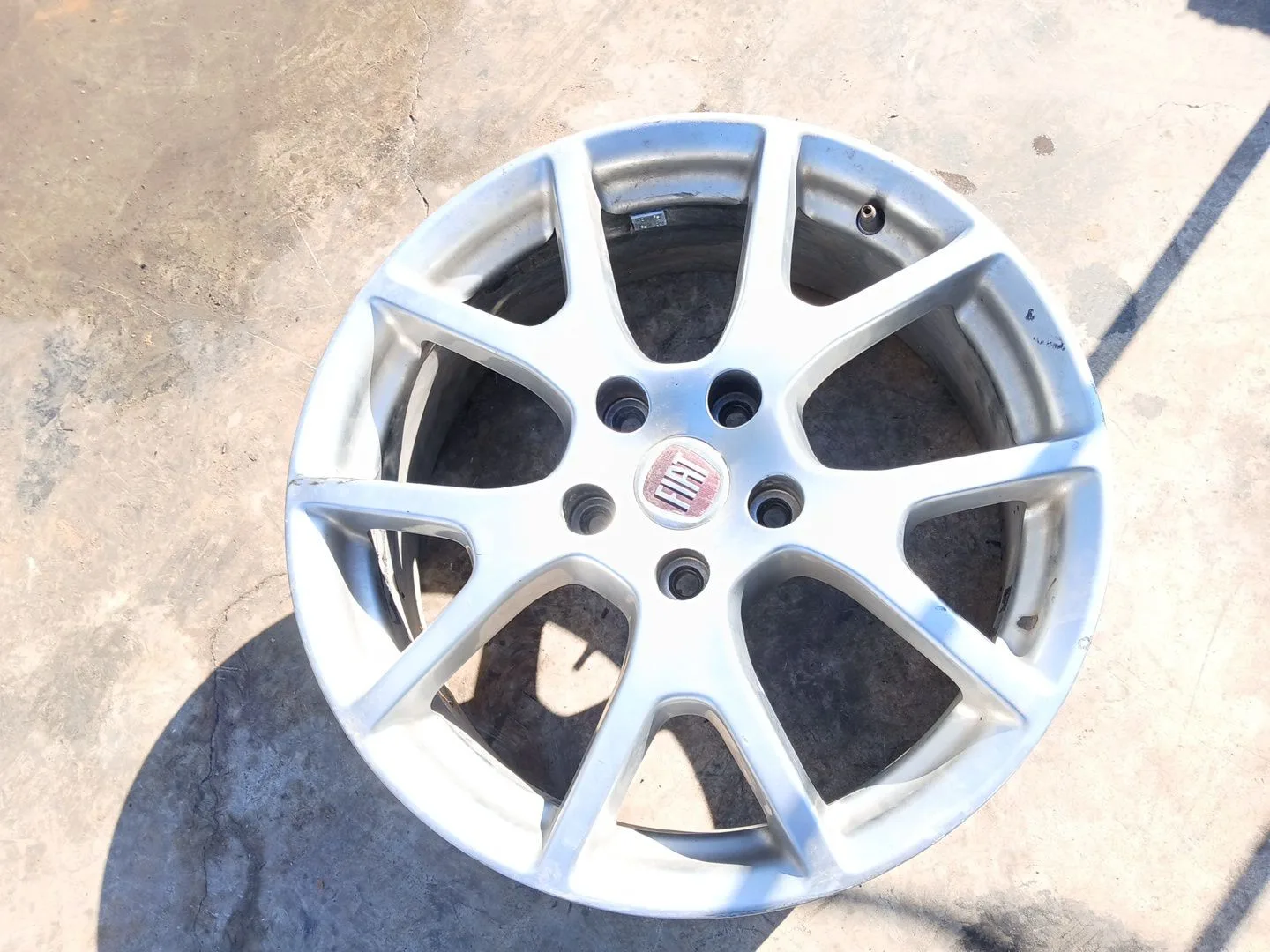 Llanta para Fiat Freemont (345_)