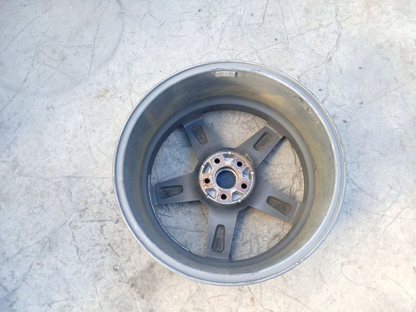 Llanta para Jaguar Xe (X760)