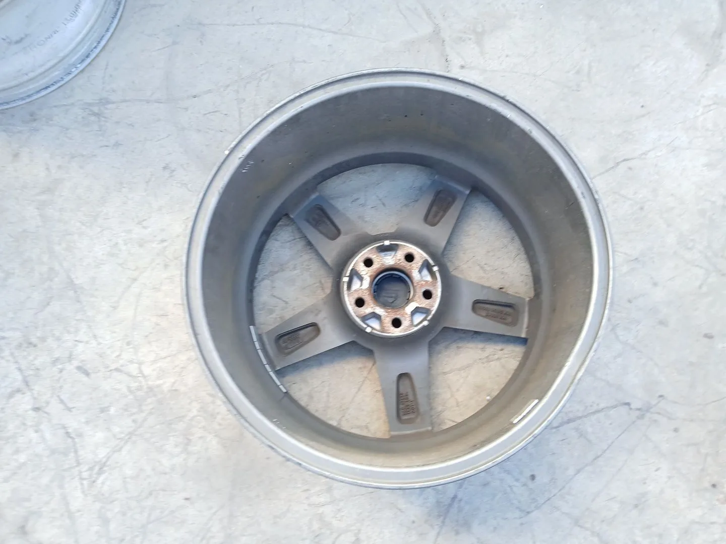 Llanta para Jaguar Xe (X760)