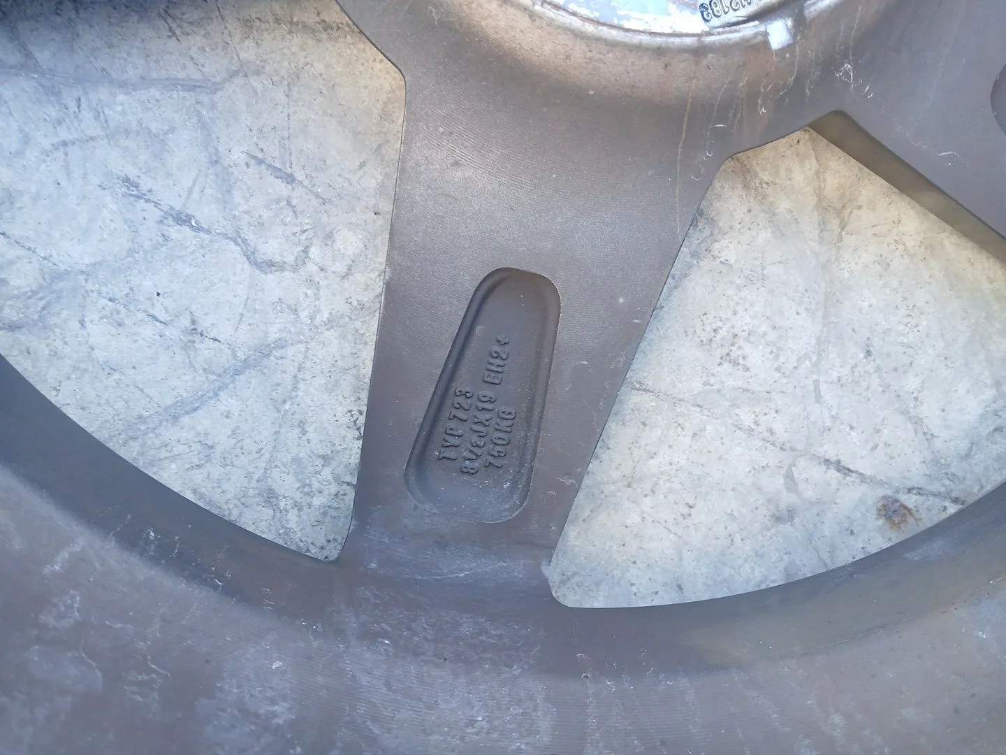 Llanta para Jaguar Xe (X760)