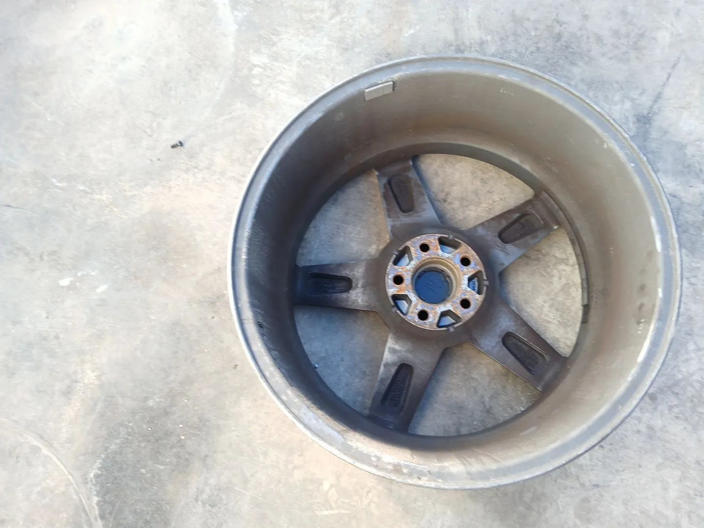 Llanta para Jaguar Xe (X760)