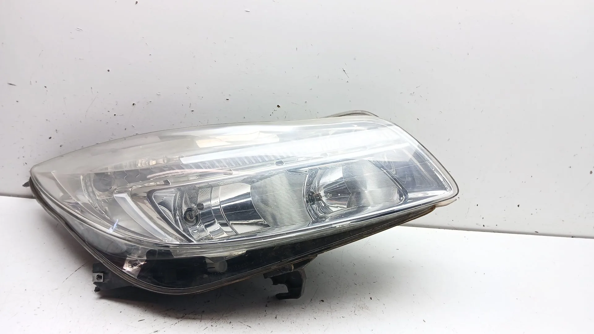 Faro Derecho para Opel Insignia A Sedan (G09)