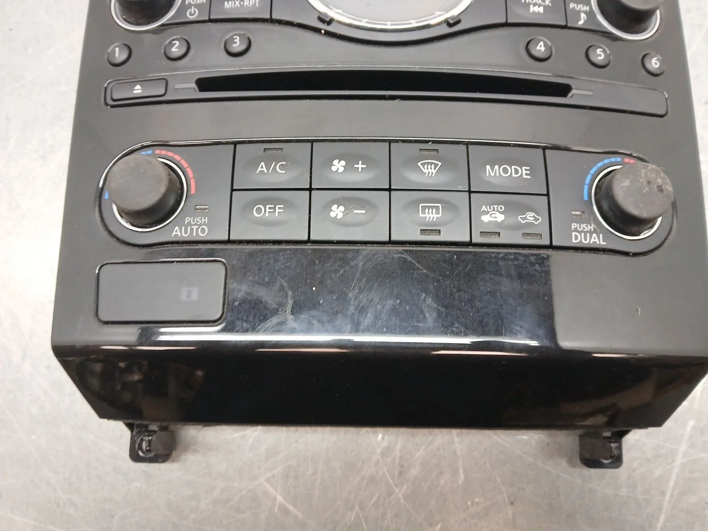 Mando Climatizador para Infiniti Qx70