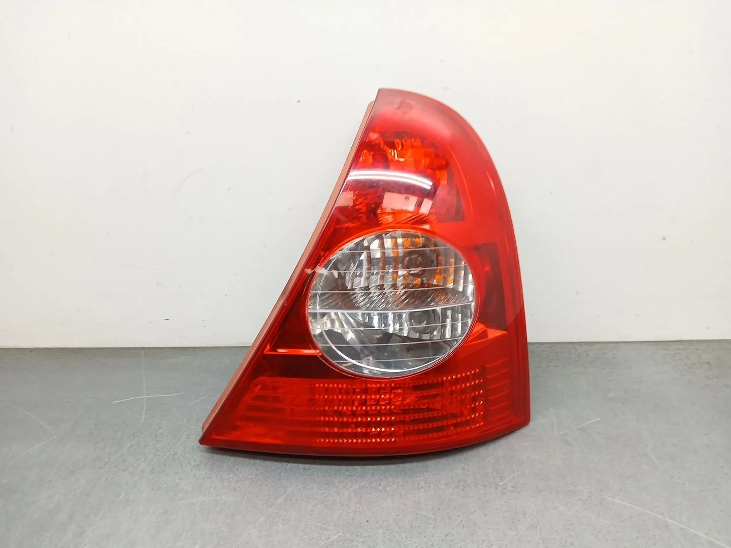 Piloto Trasero Derecho para Renault Clio Ii (Bb_, Cb_)