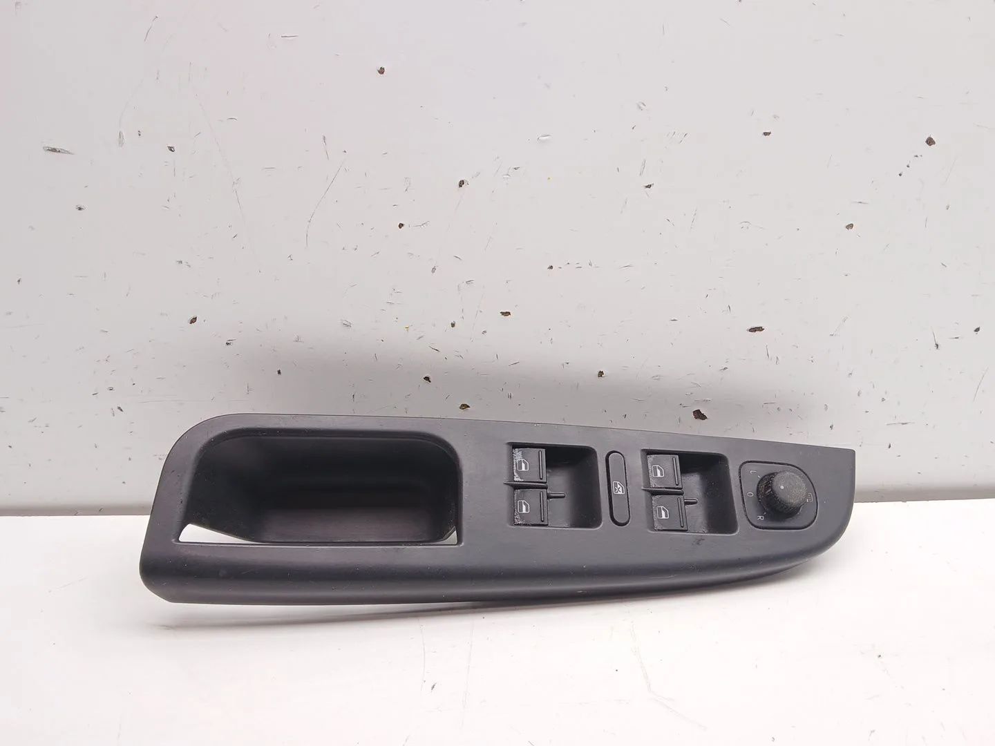 Mando Elevalunas Delantero Izquierdo para Volkswagen Golf V (1K1)
