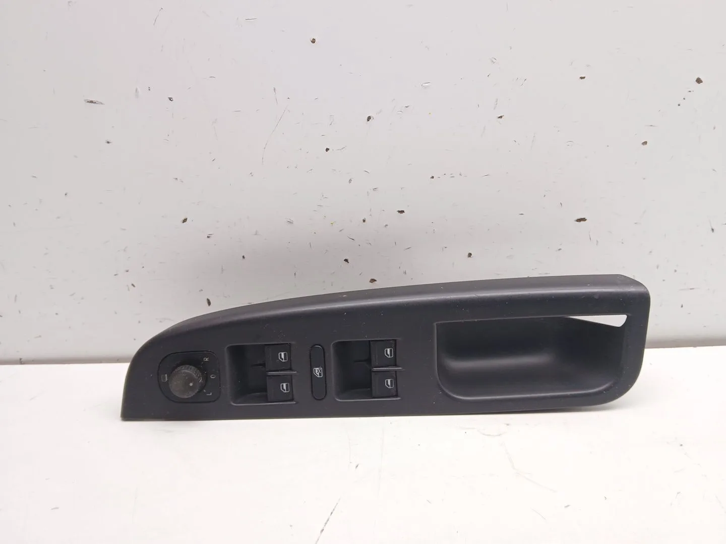 Mando Elevalunas Delantero Izquierdo para Volkswagen Golf V (1K1)