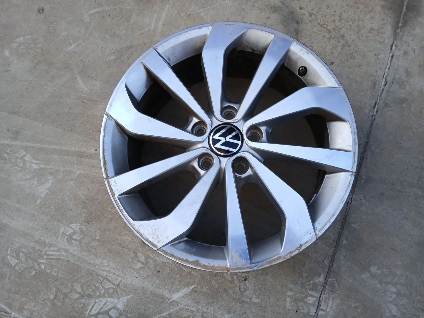 Llanta para Volkswagen T-Roc (A11, D11)