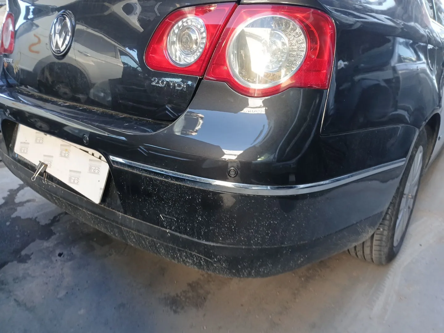 Paragolpes Trasero para Volkswagen Passat B6 (3C2)