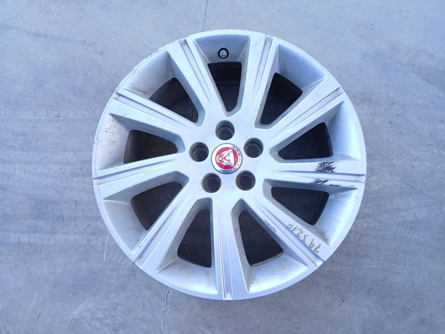 Llanta para Jaguar E-Pace (X540)