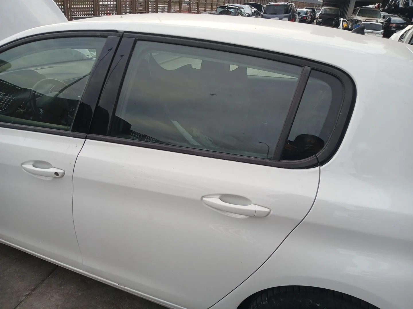 Puerta Trasera Izquierda para Peugeot 308 Ii (Lb_, Lp_, Lw_, Lh_, L3_)