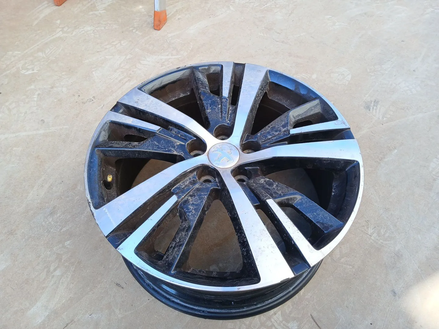Llanta para Peugeot 3008 Ii Suv (Mc_, Mr_, Mj_, M4_)