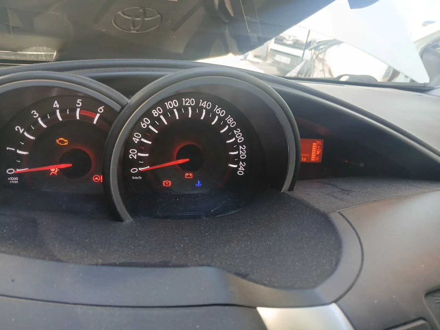 Cuadro Instrumentos para Toyota Verso (_R2_)