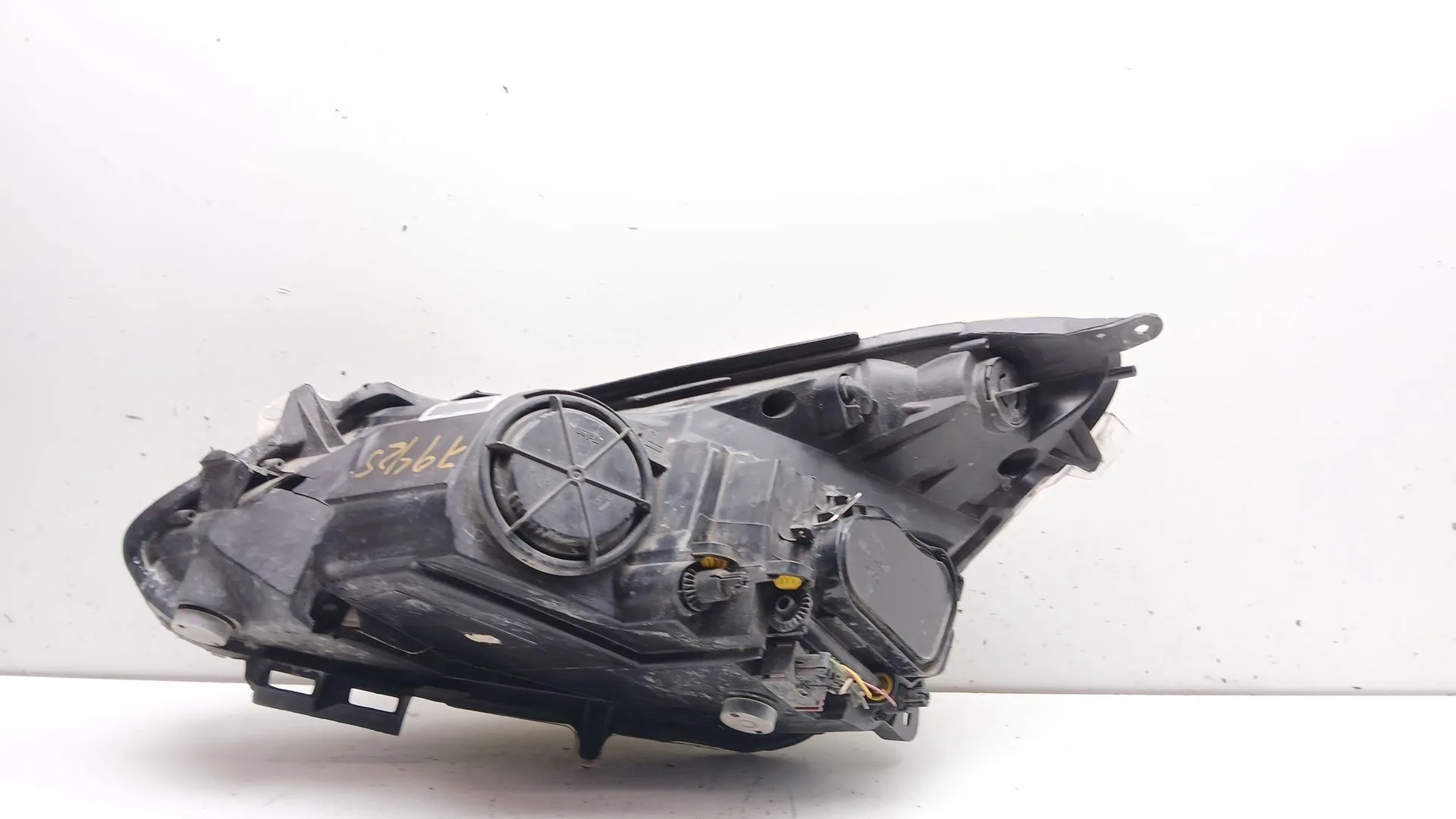 Faro Derecho para Opel Corsa D (S07)