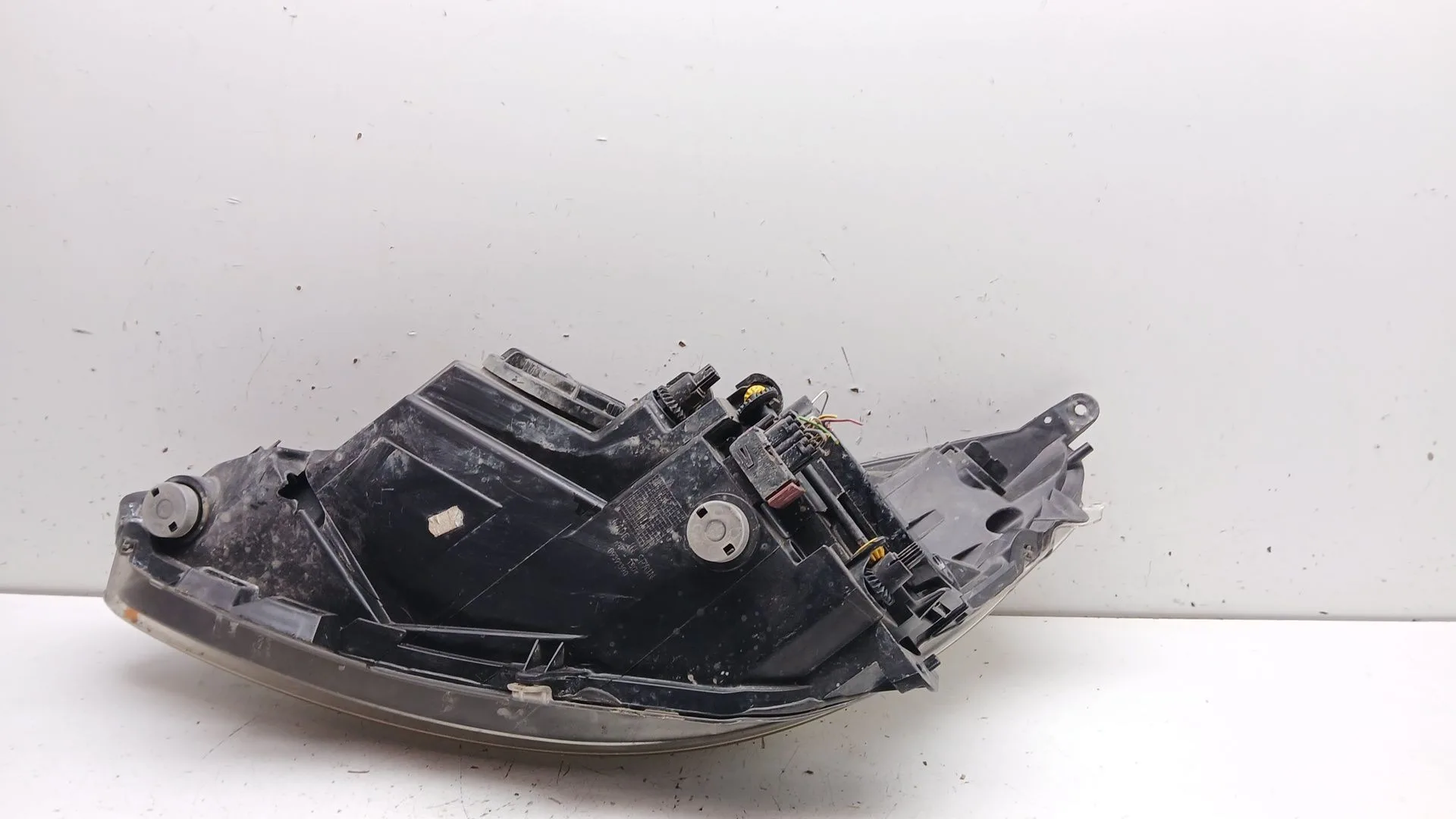 Faro Derecho para Opel Corsa D (S07)