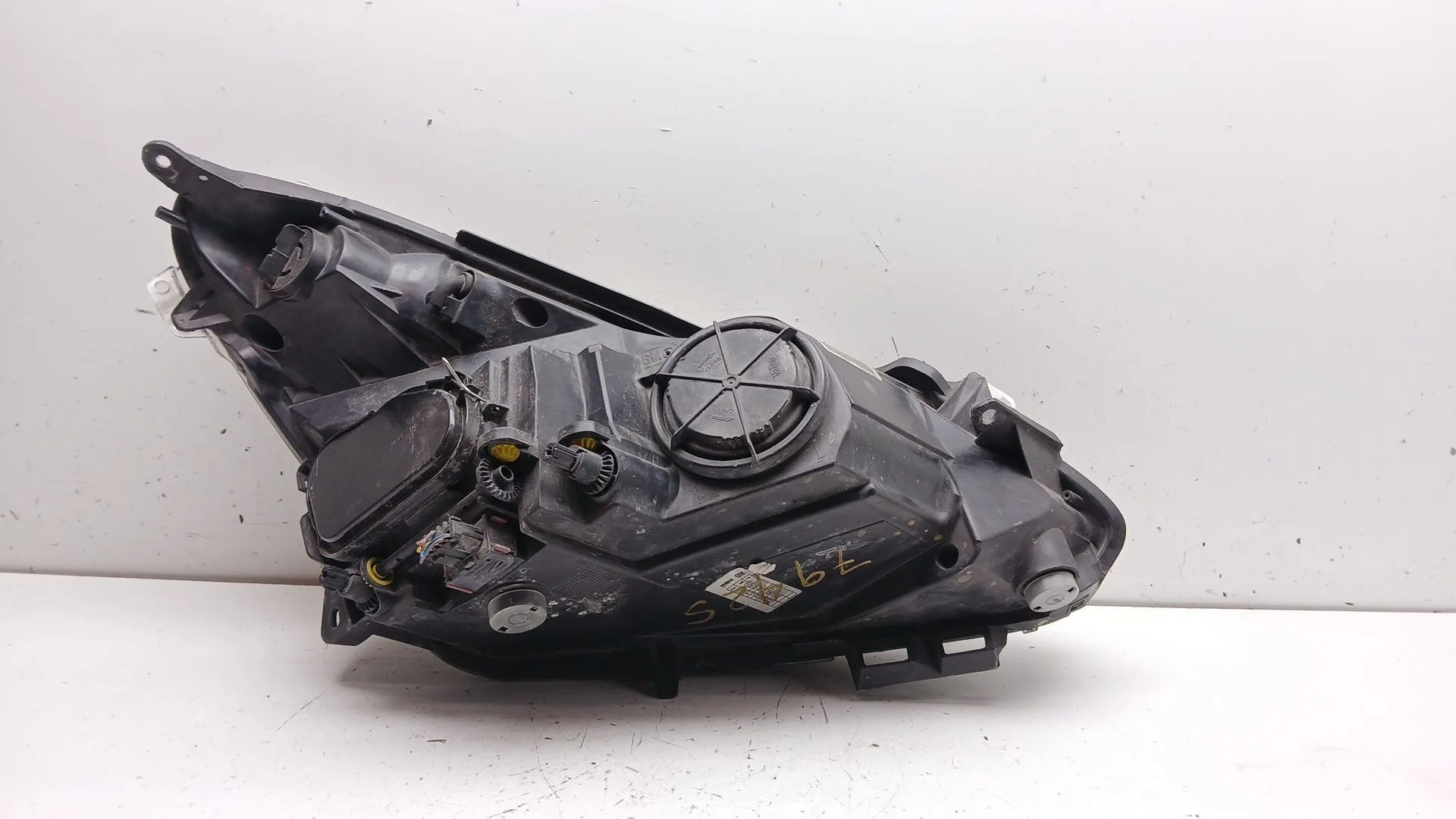 Faro Izquierdo para Opel Corsa D (S07)