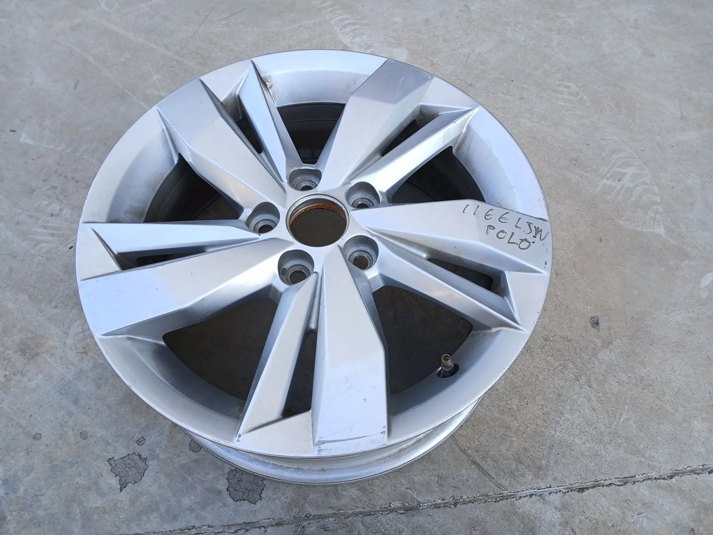 Llanta para Volkswagen Polo Vi (Aw1, Bz1, Ae1)