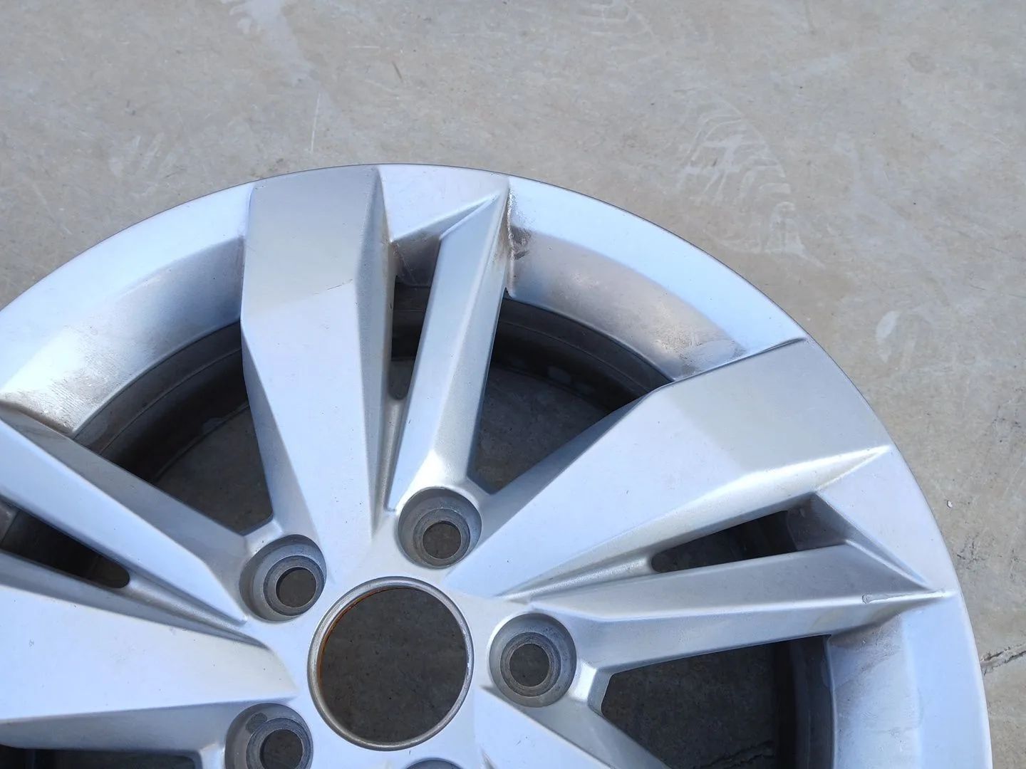 Llanta para Volkswagen Polo Vi (Aw1, Bz1, Ae1)