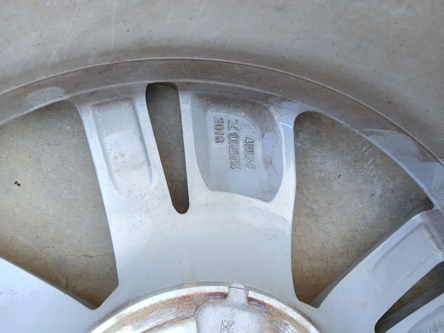 Llanta para Volkswagen Polo Vi (Aw1, Bz1, Ae1)