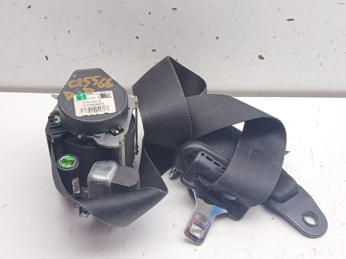 Pretensor Airbag Derecho para Ford Mondeo Ber. (Ca2)