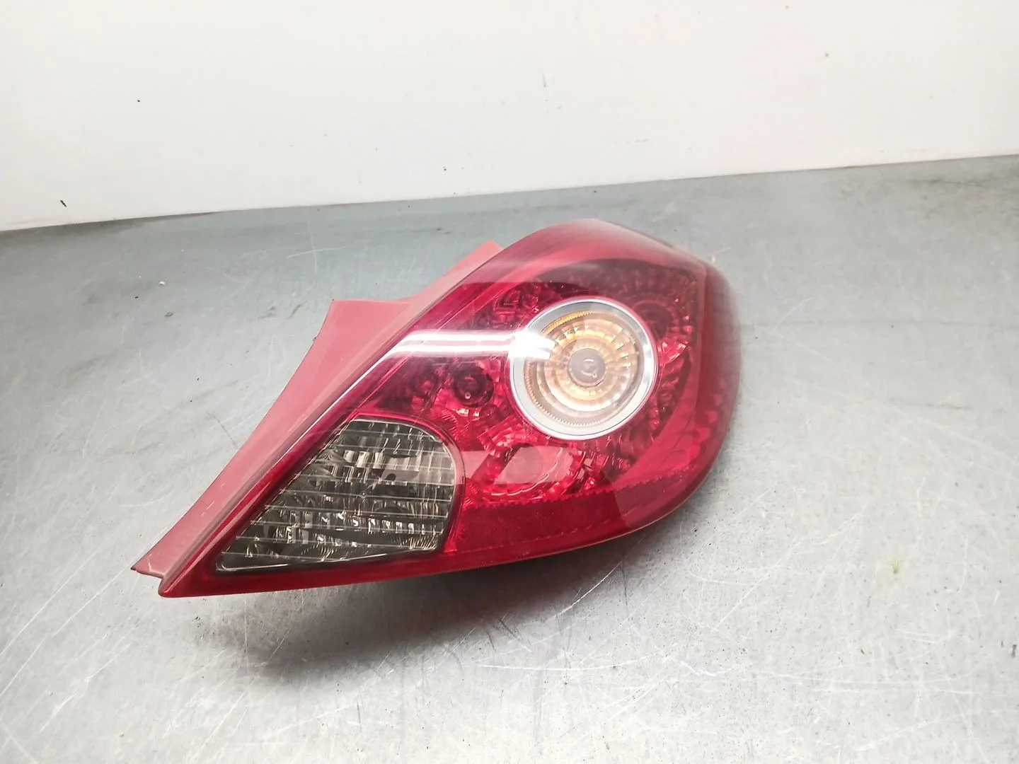 Piloto Trasero Derecho para Opel Corsa D (S07)