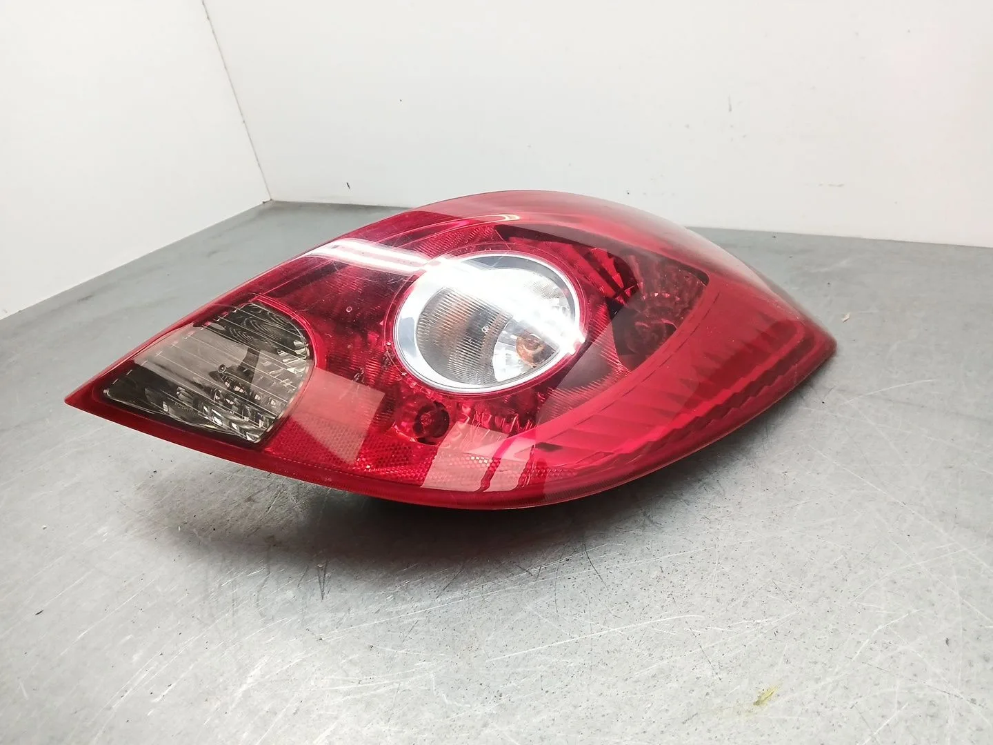 Piloto Trasero Derecho para Opel Corsa D (S07)