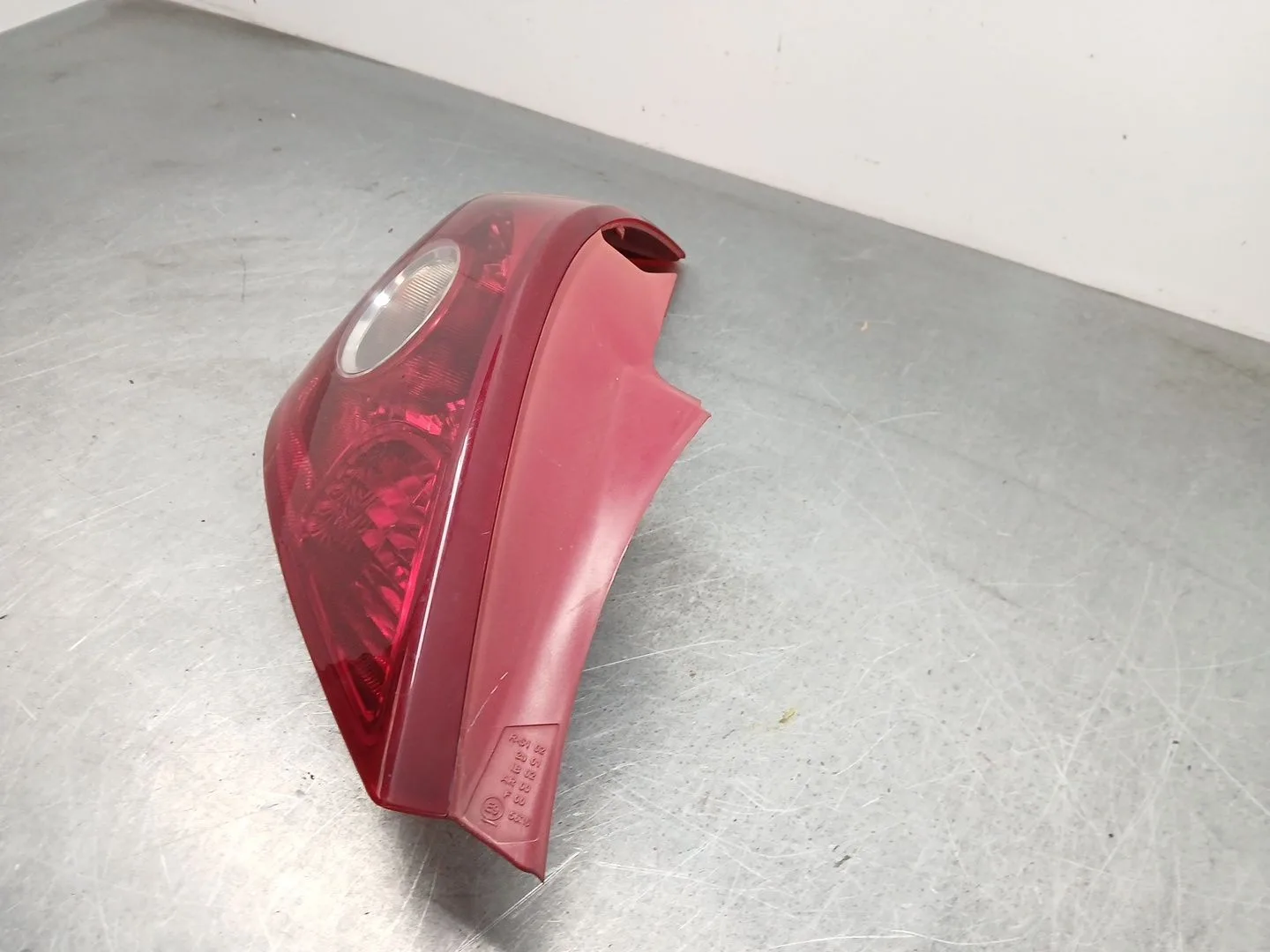 Piloto Trasero Izquierdo para Opel Corsa D (S07)
