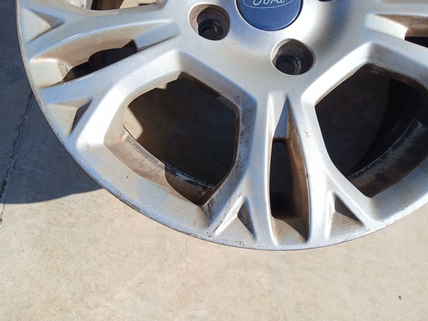 Llanta para Ford Fiesta (Ccn)