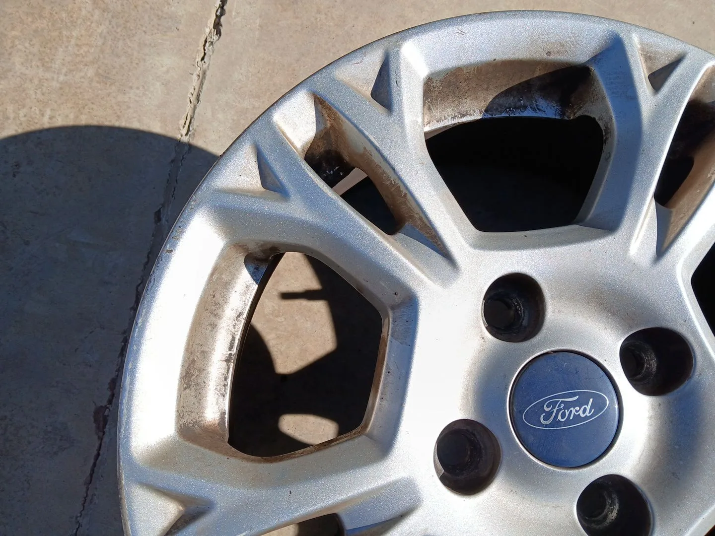 Llanta para Ford Fiesta (Ccn)