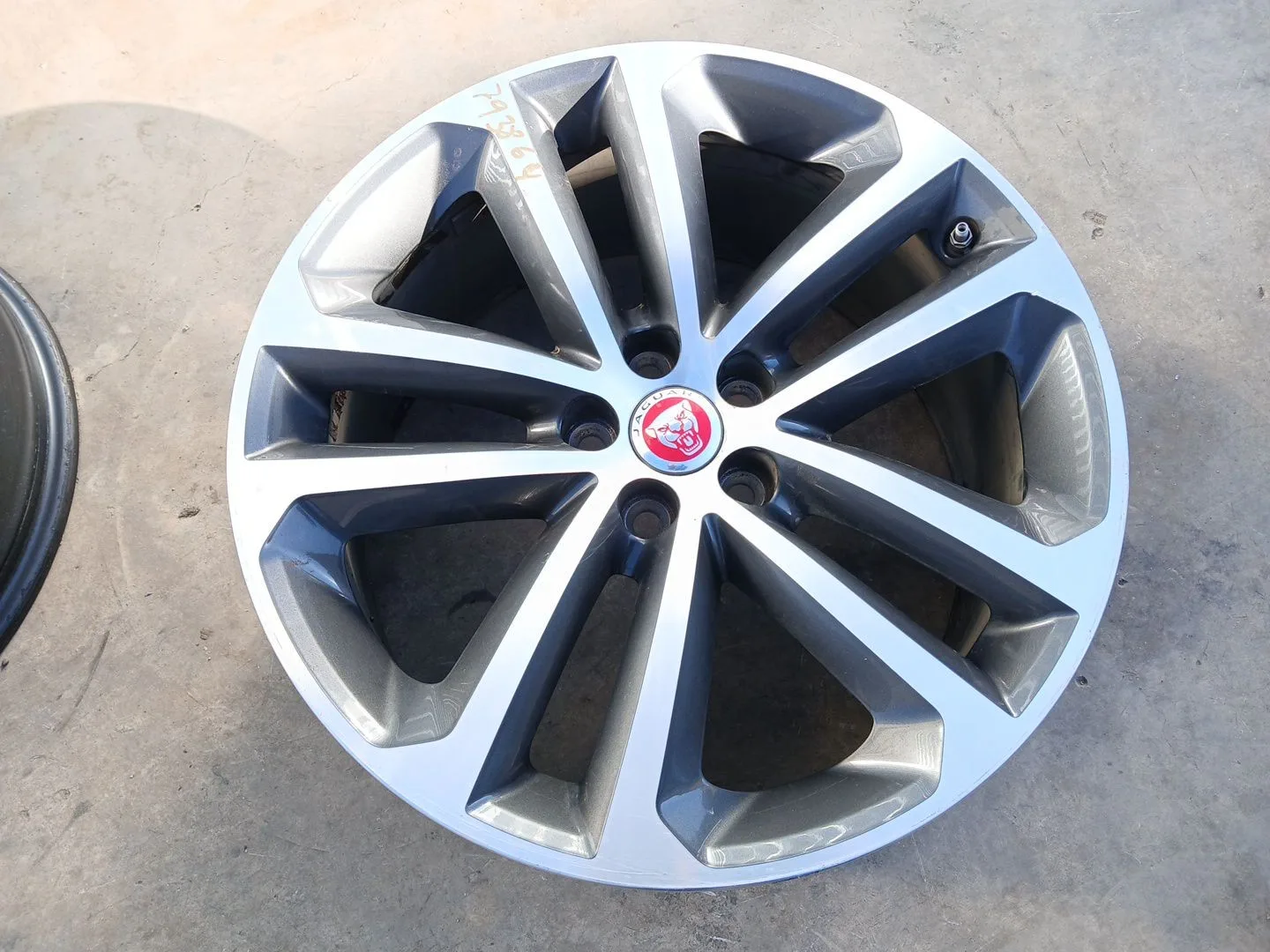 Llanta para Jaguar F-Pace (X761)