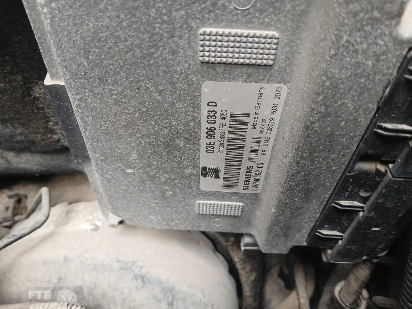 Centralita Motor Uce para Seat Ibiza Iii (6L1)