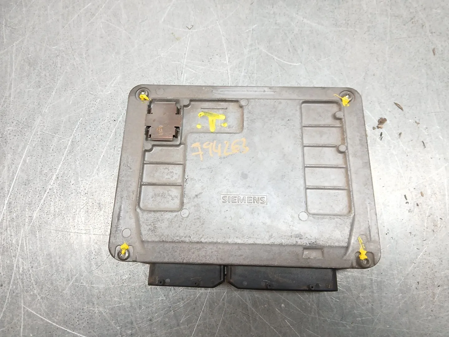 Centralita Motor Uce para Seat Ibiza Iii (6L1)