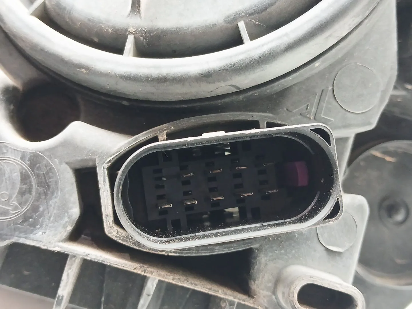 Faro Derecho para Skoda Yeti (5L)
