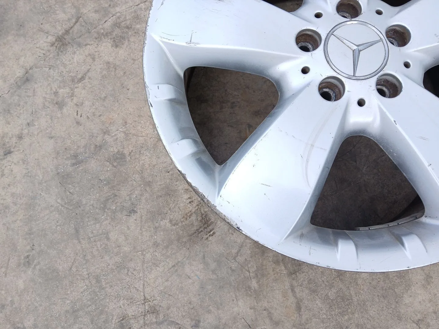 Llanta para Mercedes-Benz Clase M (W164)