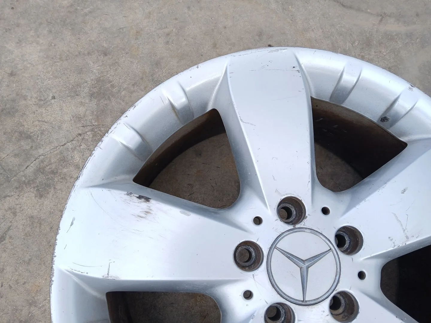 Llanta para Mercedes-Benz Clase M (W164)