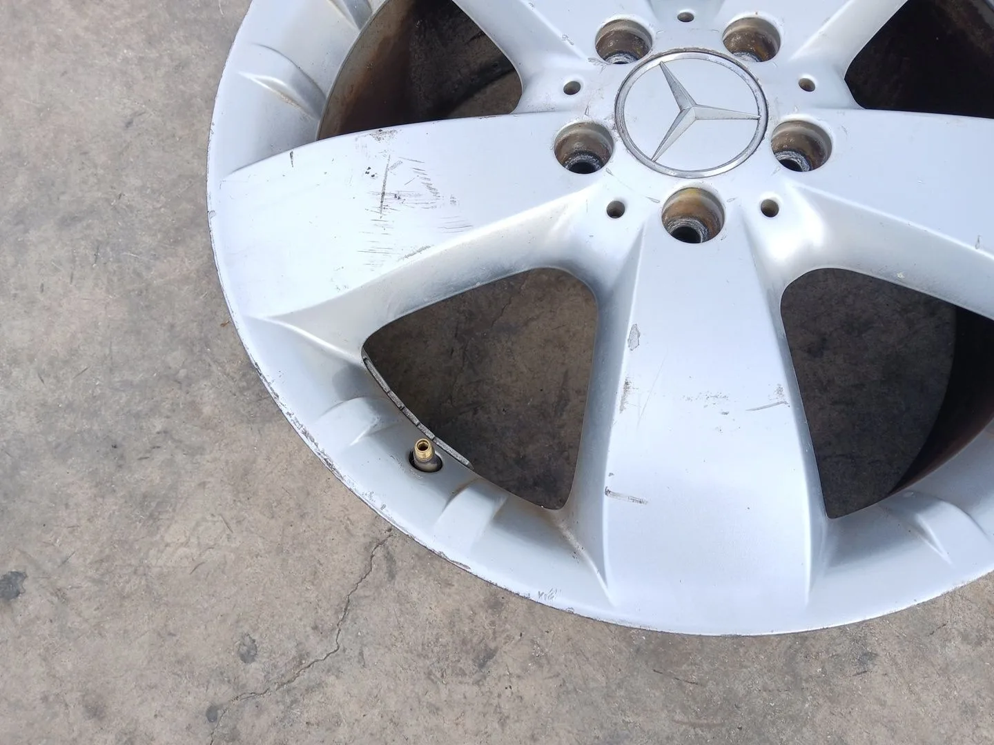 Llanta para Mercedes-Benz Clase M (W164)