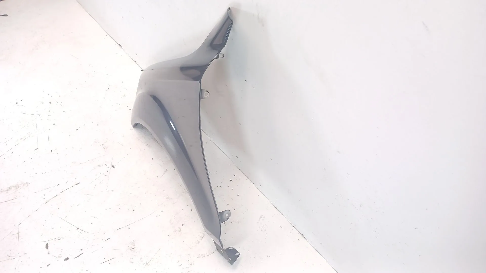 Aleta Delantera Izquierda para Audi Q7 (4Lb)