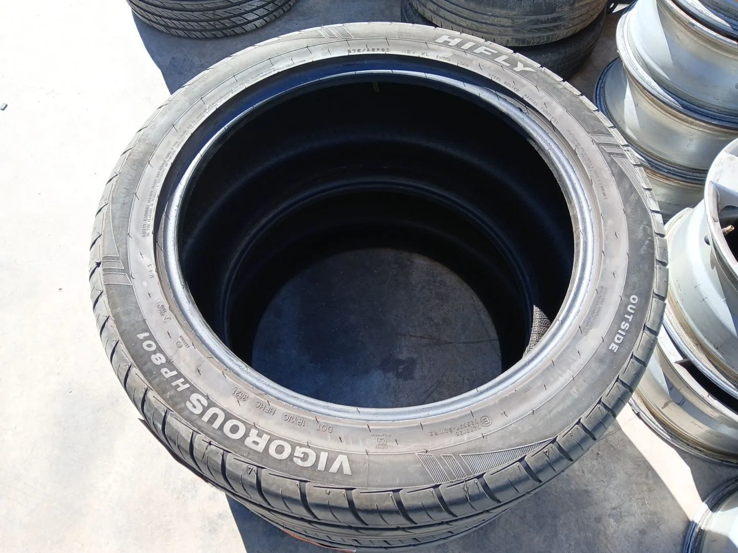 Neumatico para Audi Q7 (4Lb)