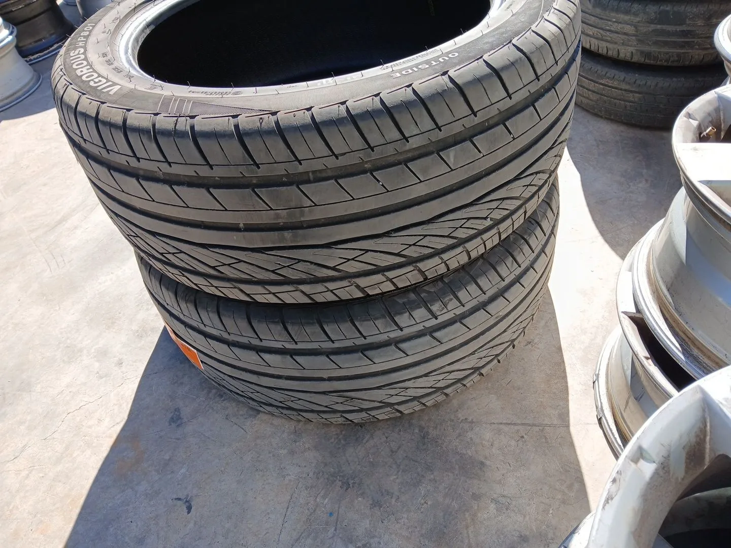 Neumatico para Audi Q7 (4Lb)