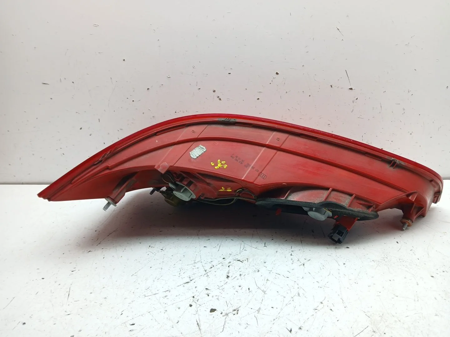Piloto Trasero Derecho para Audi Q7 (4Lb)