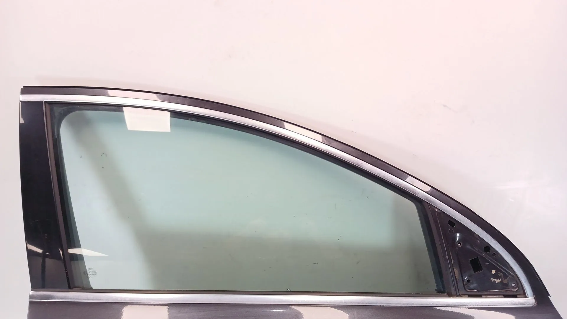 Puerta Delantera Derecha para Audi Q7 (4Lb)