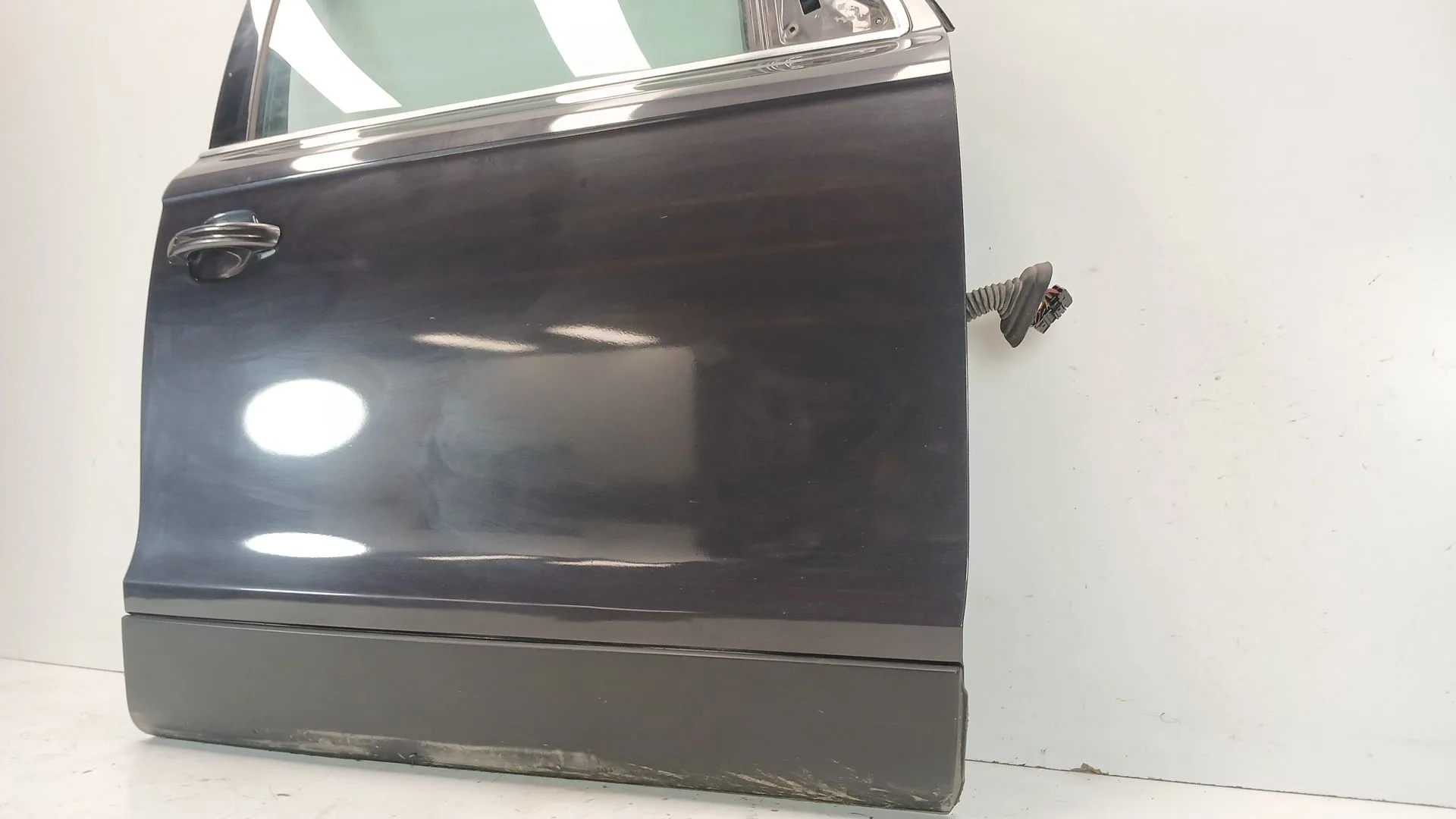 Puerta Delantera Derecha para Audi Q7 (4Lb)